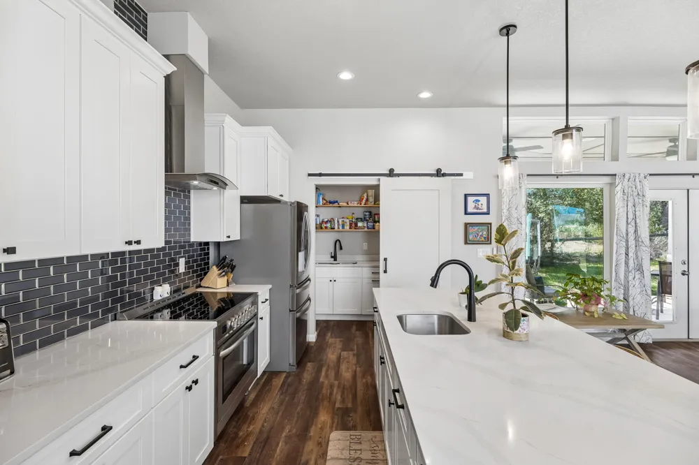103 Hans Bell Blanco, TX 78606