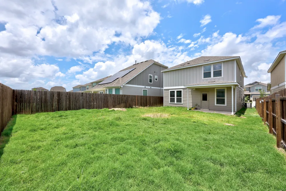 124 Banyon Drive Liberty Hill, TX 78642