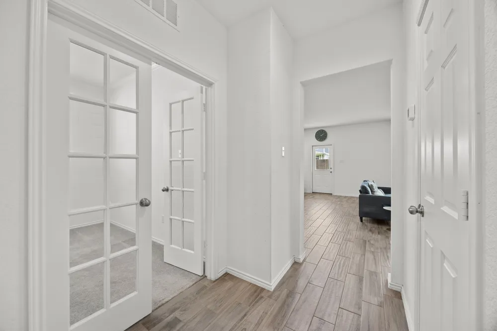 124 Banyon Drive Liberty Hill, TX 78642