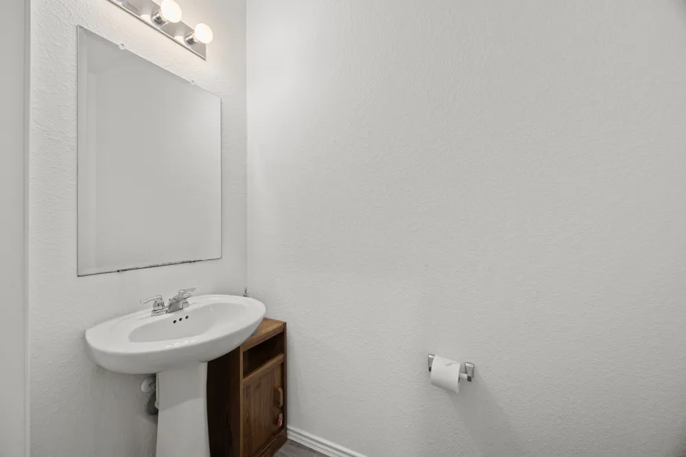 124 Banyon Drive Liberty Hill, TX 78642