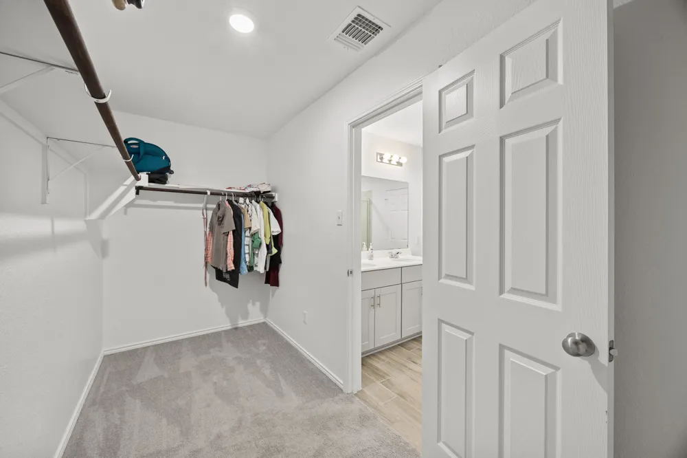 124 Banyon Drive Liberty Hill, TX 78642