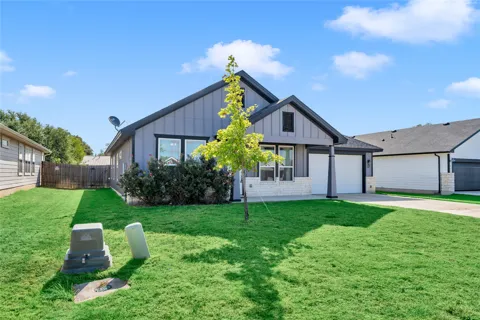 449 Dove Trail