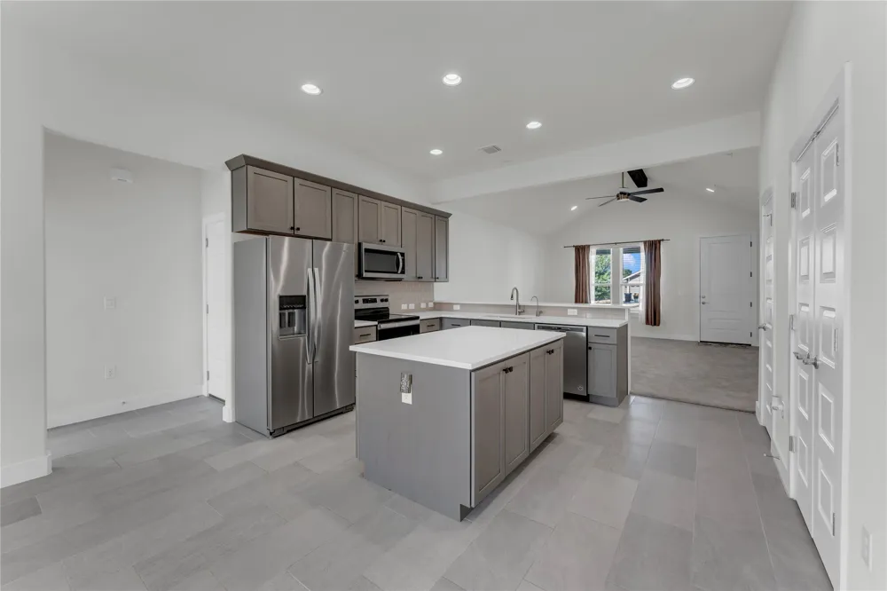 449 Dove Trail Bertram, TX 78605