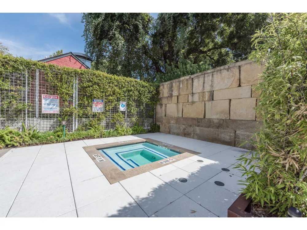 210 Lee Barton Drive #411 Austin, TX 78704
