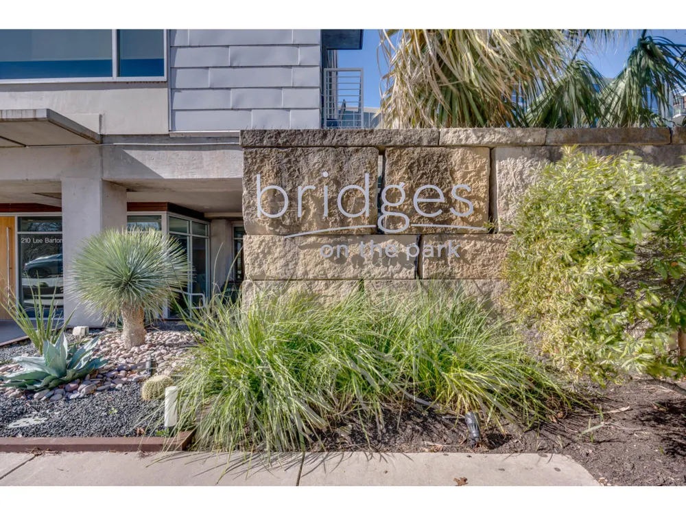 210 Lee Barton Drive #411 Austin, TX 78704