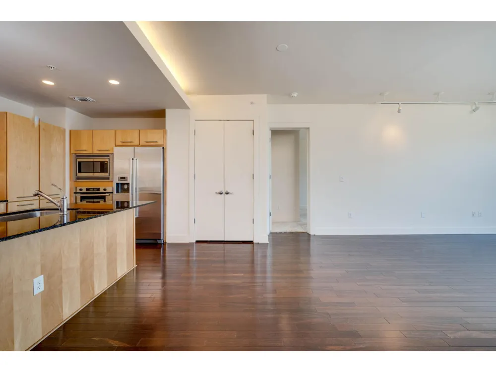 210 Lee Barton Drive #411 Austin, TX 78704