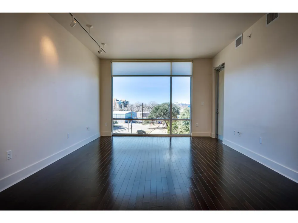 210 Lee Barton Drive #411 Austin, TX 78704