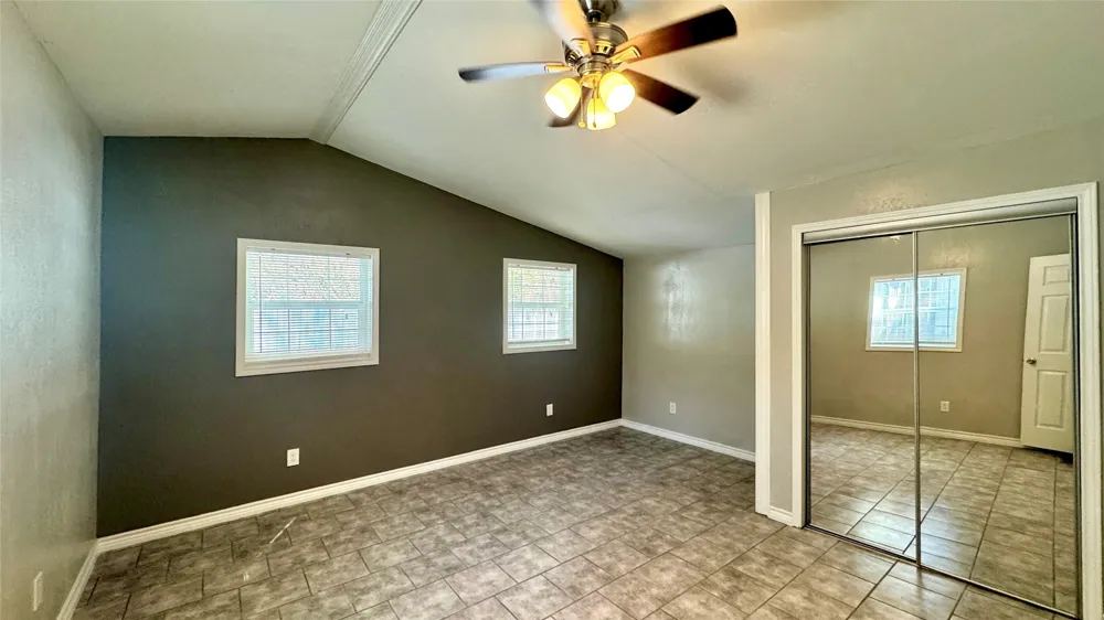 2618 Lakewood Drive Wills Point, TX 75169