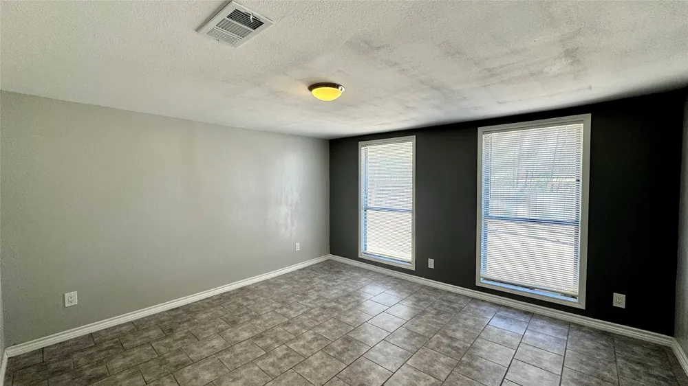 2618 Lakewood Drive Wills Point, TX 75169