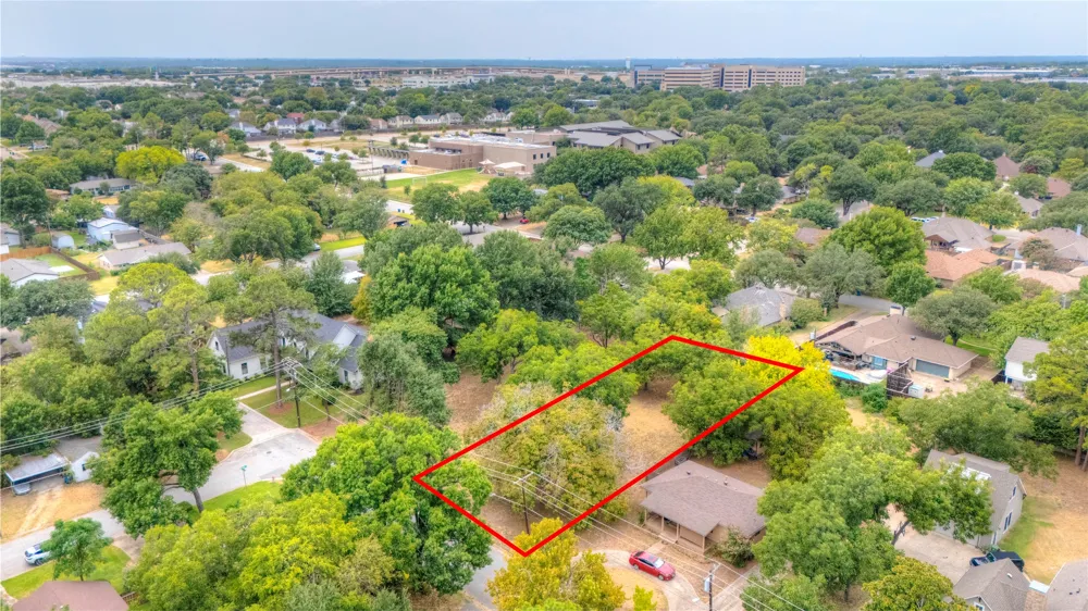 310 Blevins Street Grapevine, TX 76051