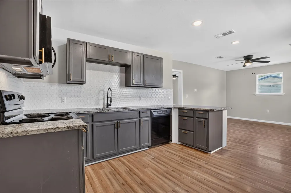 2007 SE 21st Avenue Mineral Wells, TX 76067