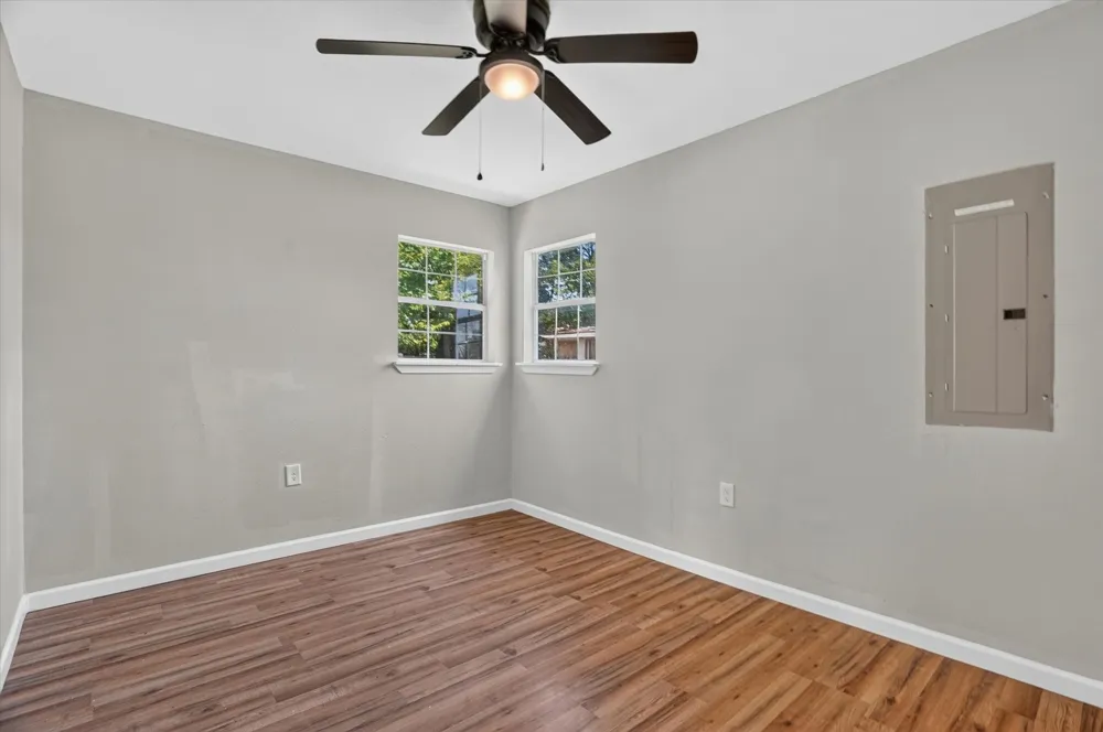2007 SE 21st Avenue Mineral Wells, TX 76067