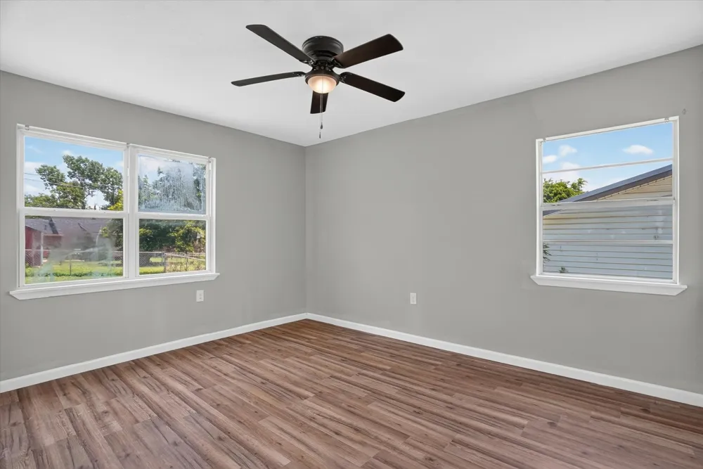 2007 SE 21st Avenue Mineral Wells, TX 76067
