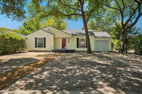1217 Fuller Drive