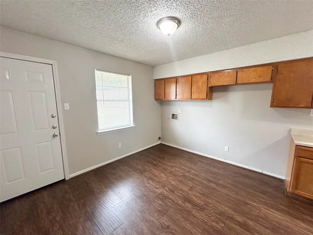 1603 S Hall Street #A Ennis, TX 75119