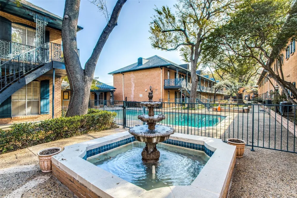 6015 E University Boulevard #227 Dallas, TX 75206
