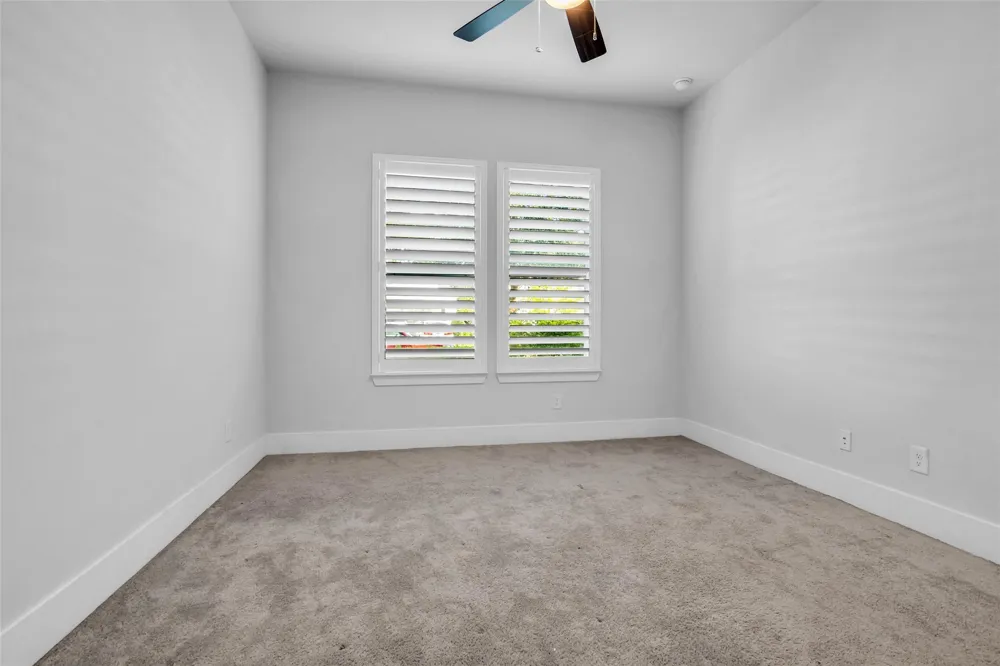 16 Clearview Terrace Place The Woodlands, TX 77375