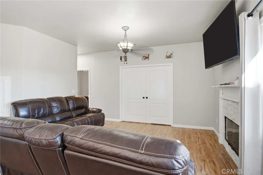 2943 Evergreen Court Livingston, CA 95334