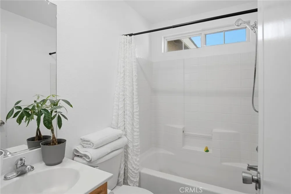 2943 Evergreen Court Livingston, CA 95334