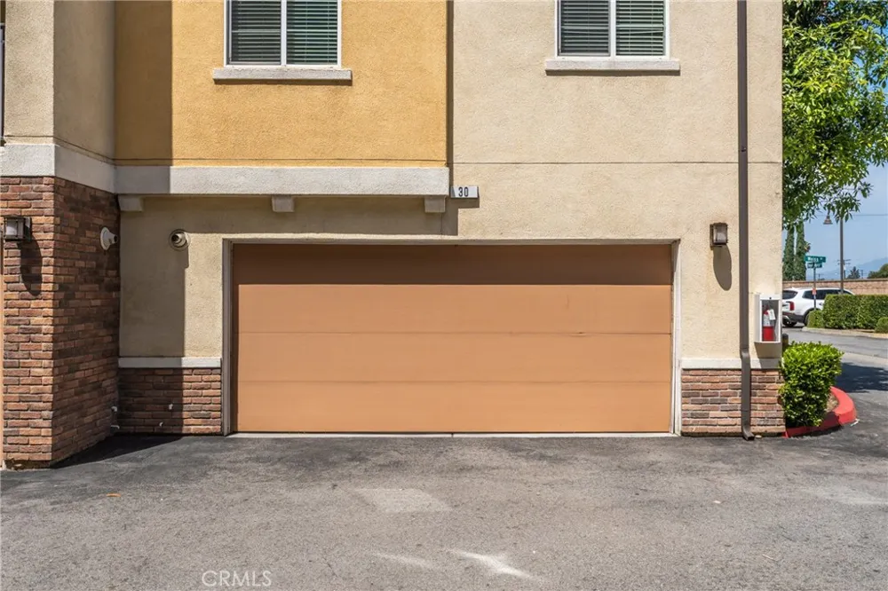 30 Eagles Nest South El Monte, CA 91733