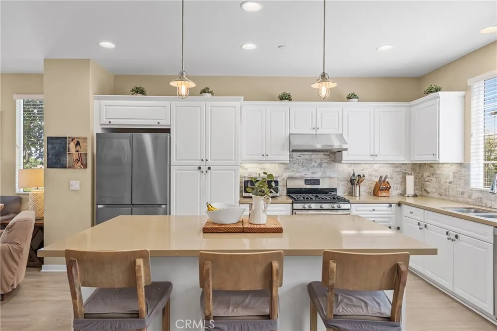 30 Eagles Nest South El Monte, CA 91733
