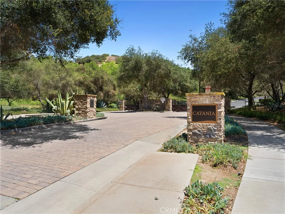 20 Via Soria San Clemente, CA 92673
