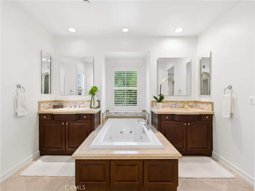 20 Via Soria San Clemente, CA 92673