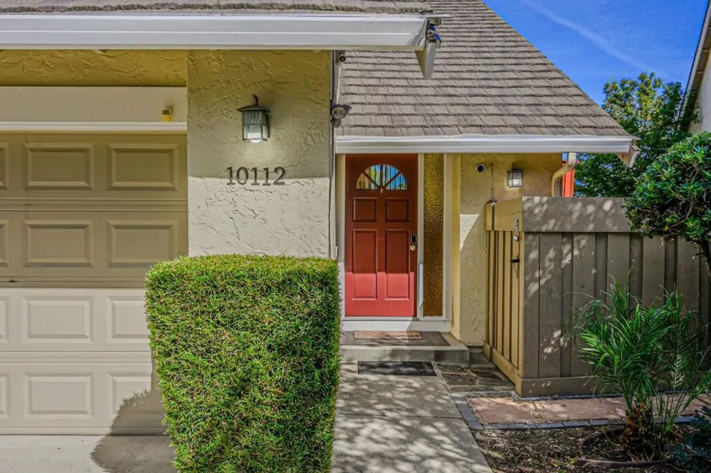 10112 Adelheid Cupertino, CA 95014