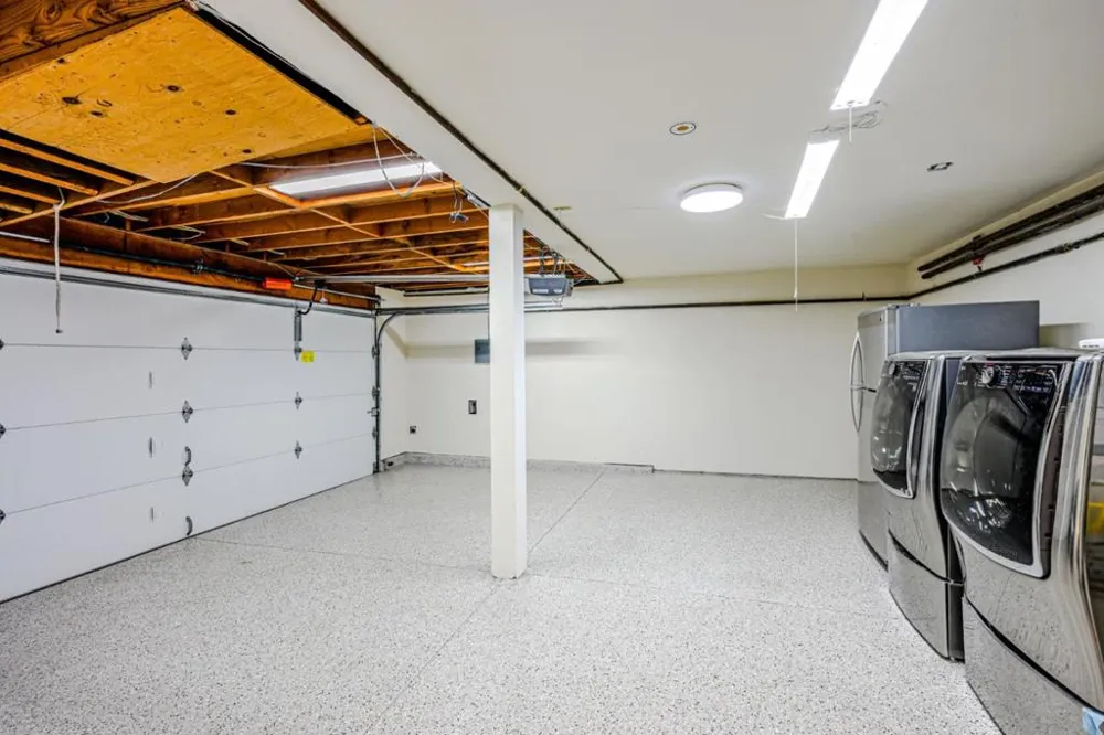 10112 Adelheid Cupertino, CA 95014