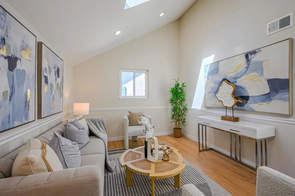10112 Adelheid Cupertino, CA 95014