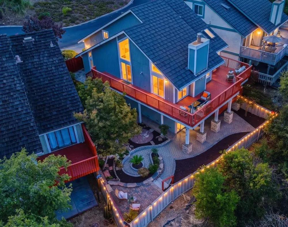 10112 Adelheid Cupertino, CA 95014