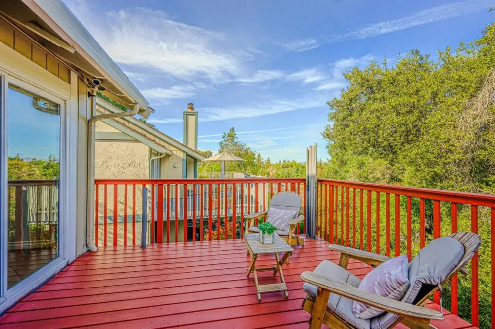 10112 Adelheid Cupertino, CA 95014