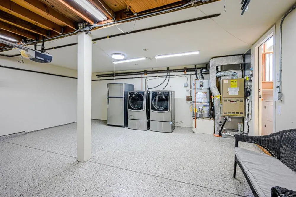 10112 Adelheid Cupertino, CA 95014