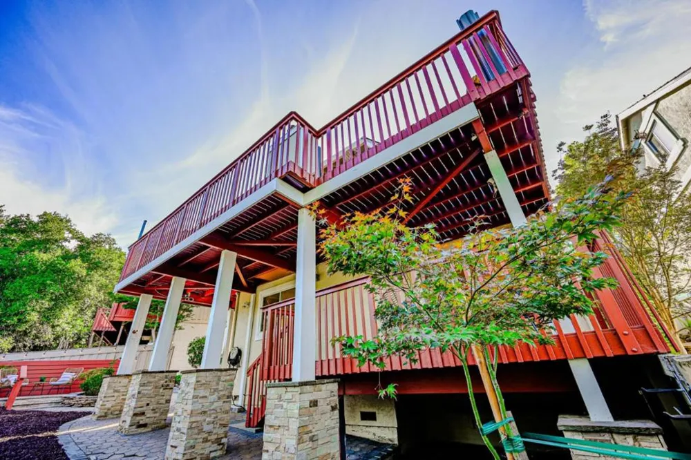 10112 Adelheid Cupertino, CA 95014