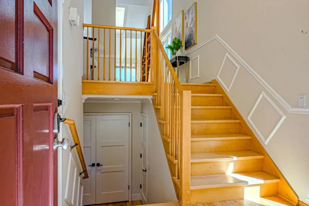 10112 Adelheid Cupertino, CA 95014