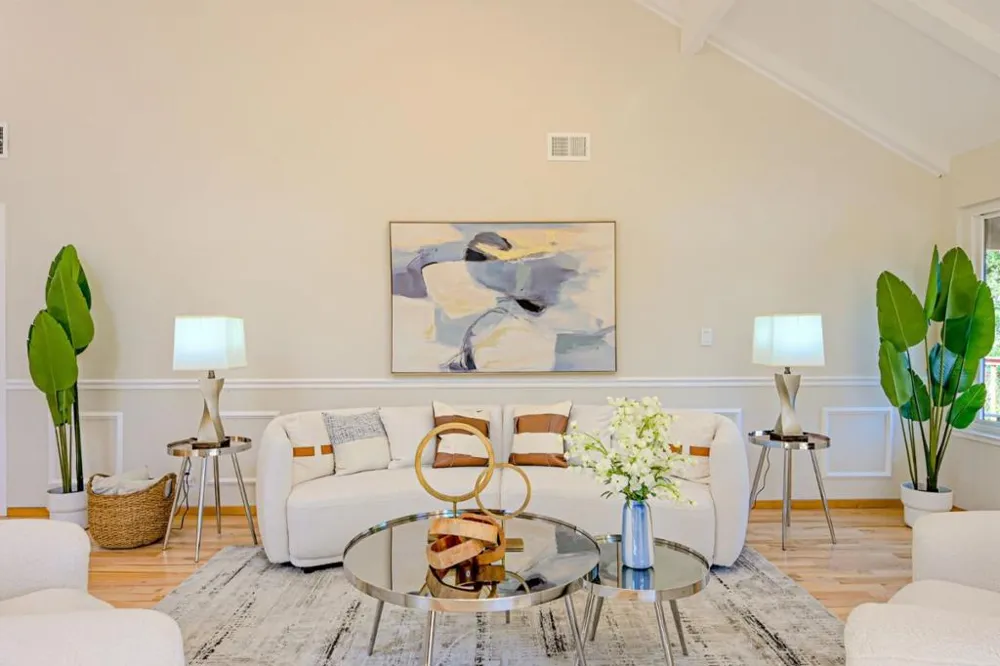 10112 Adelheid Cupertino, CA 95014