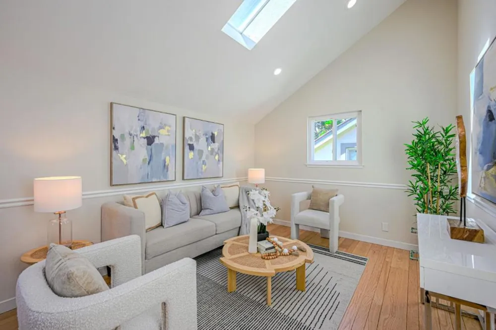 10112 Adelheid Cupertino, CA 95014