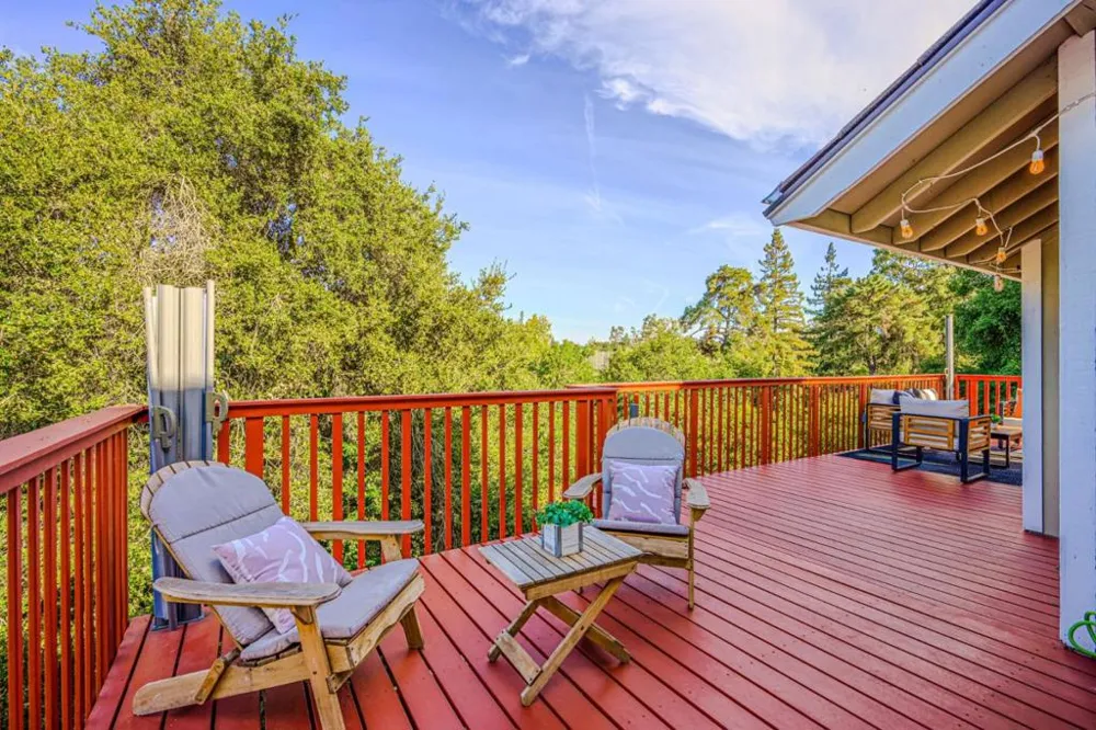 10112 Adelheid Cupertino, CA 95014