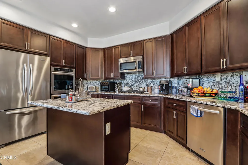 1084 Camino Vera Cruz Camarillo, CA 93010