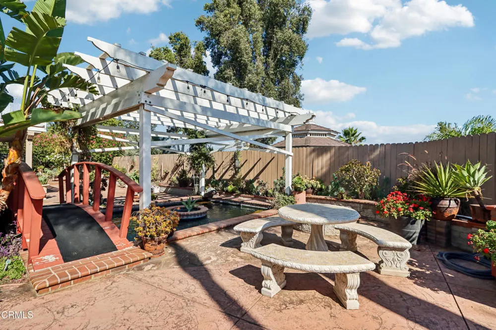 1084 Camino Vera Cruz Camarillo, CA 93010