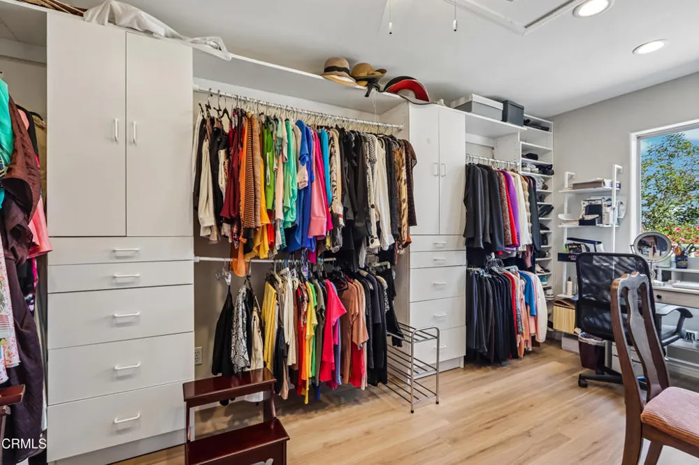 1084 Camino Vera Cruz Camarillo, CA 93010