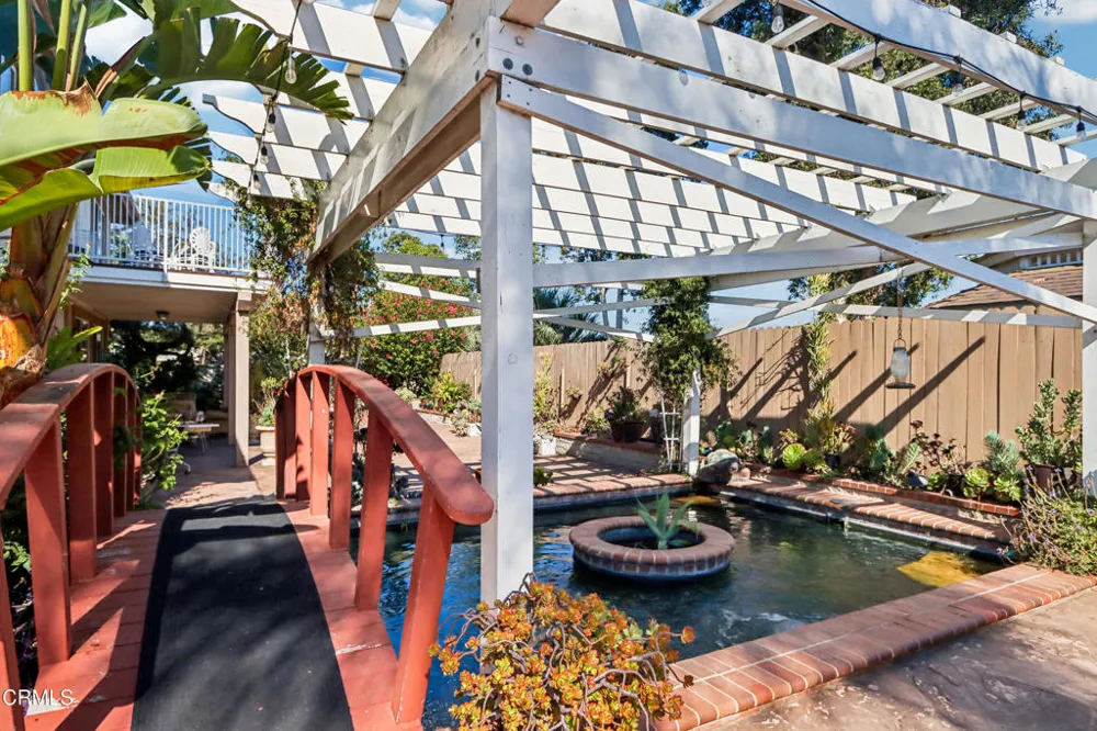 1084 Camino Vera Cruz Camarillo, CA 93010