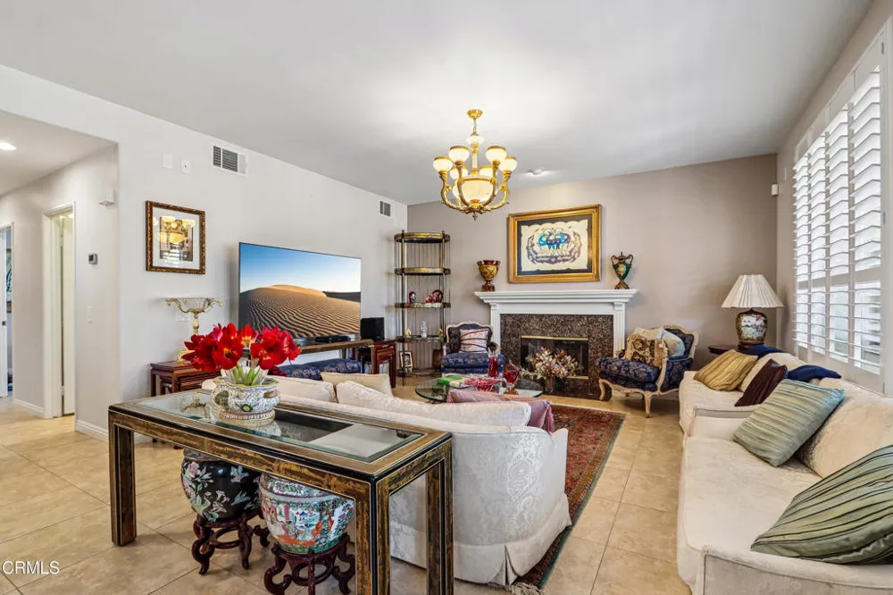 1084 Camino Vera Cruz Camarillo, CA 93010