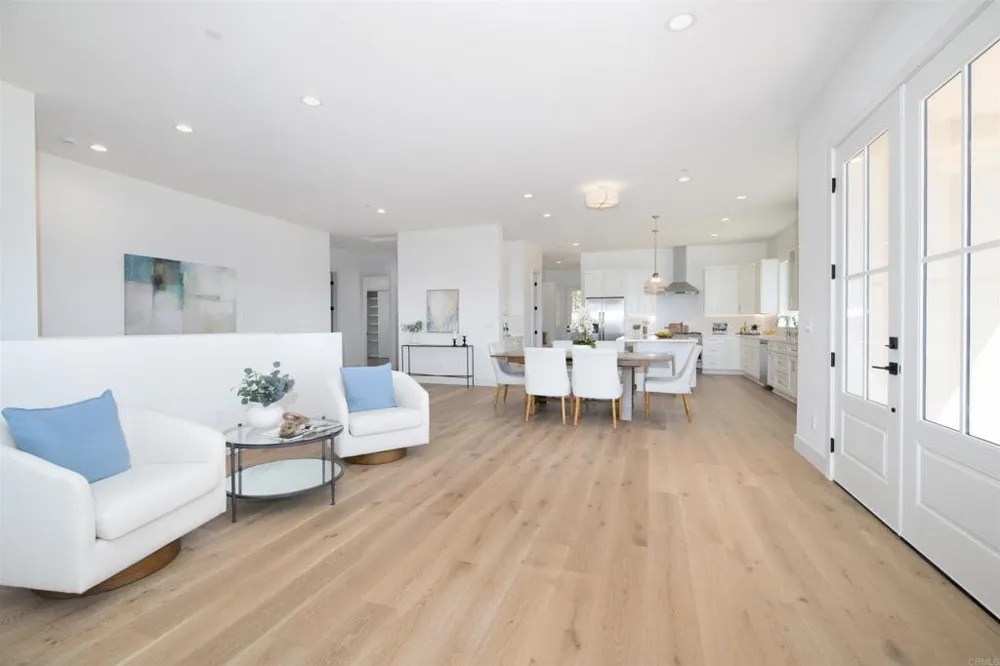 1830 Idaho Avenue Escondido, CA 92027