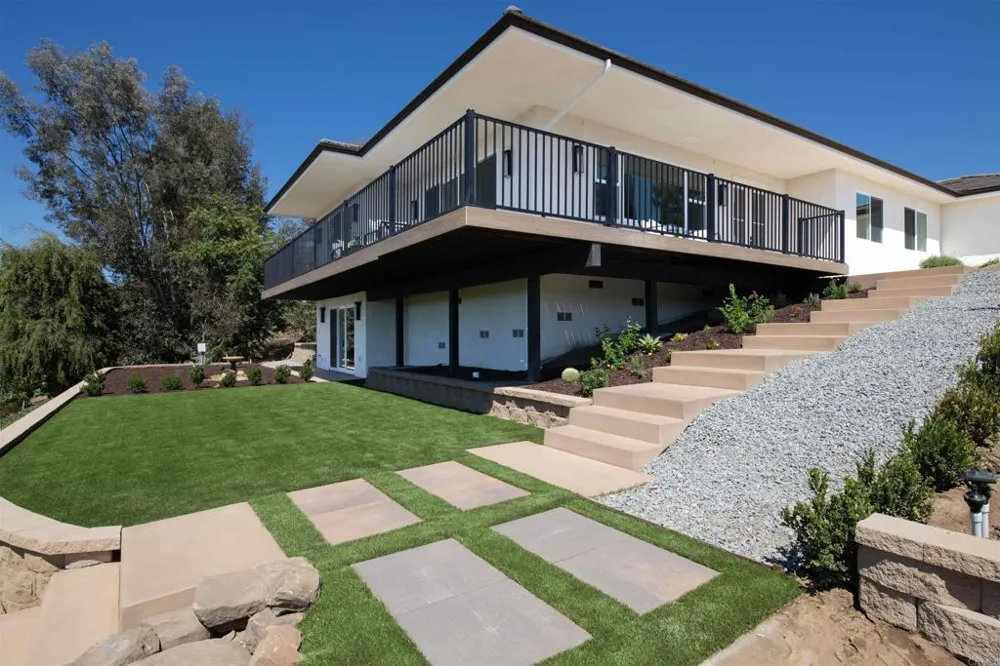 1830 Idaho Avenue Escondido, CA 92027