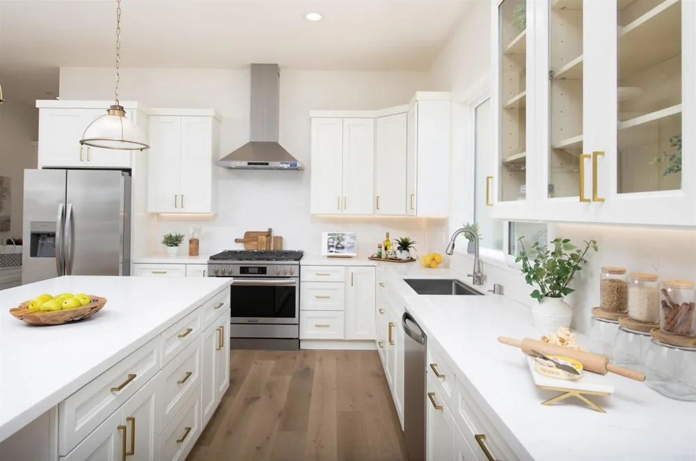 1830 Idaho Avenue Escondido, CA 92027