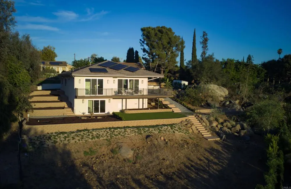 1830 Idaho Avenue Escondido, CA 92027