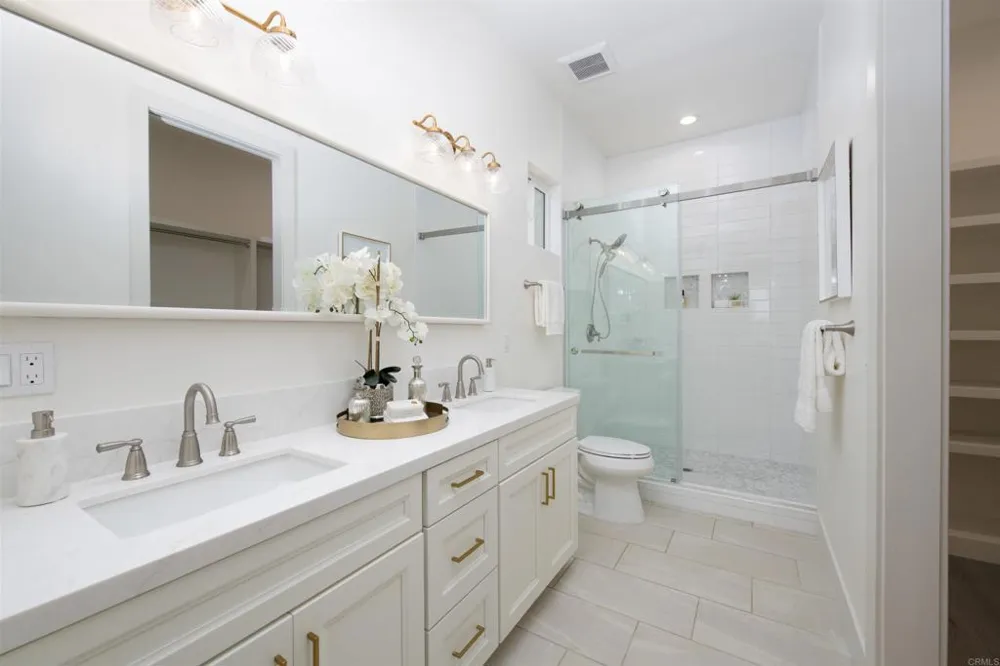 1830 Idaho Avenue Escondido, CA 92027