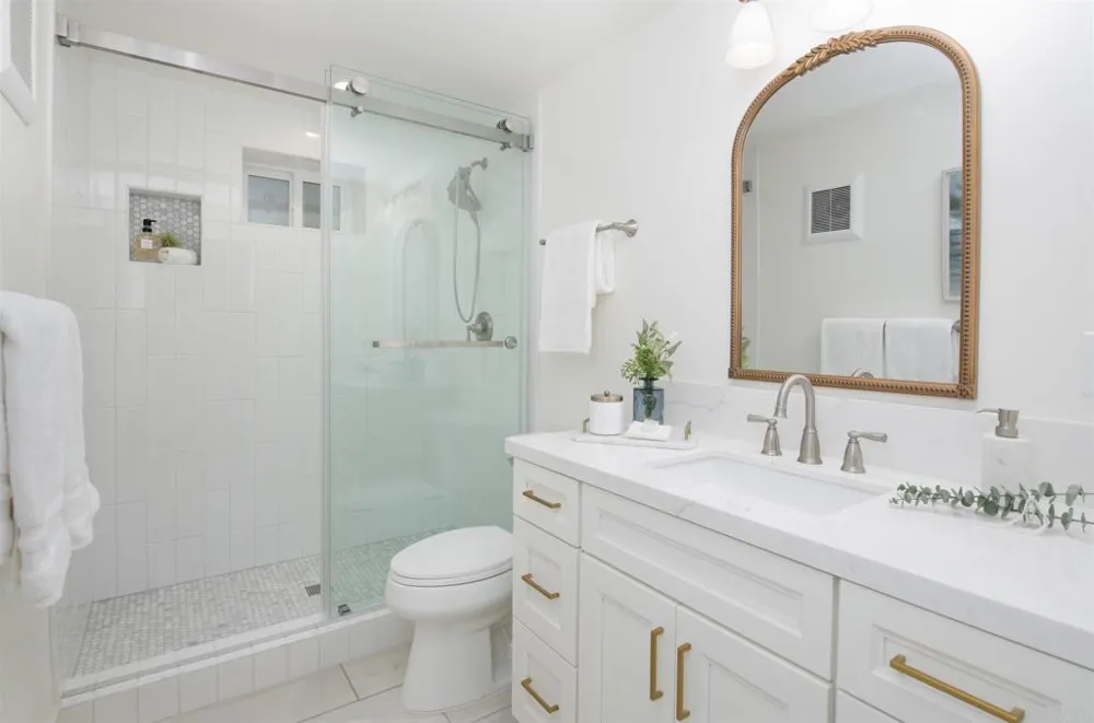 1830 Idaho Avenue Escondido, CA 92027