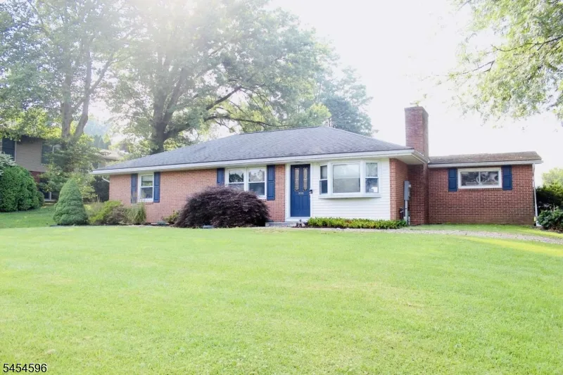206 Ridge Rd Harmony, NJ 08865